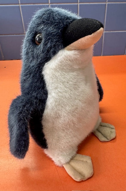 Penguin - Blue Penguin With Sound 22cm